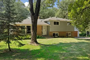 3535 Rustic Pl, Shoreview, MN 55126 - Photo 2
