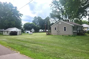 315 Cedar St, Pepin, WI 54759 - Photo 2