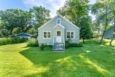 211 5th Street SE, Pelican Rapids, MN 56572 - Photo 1