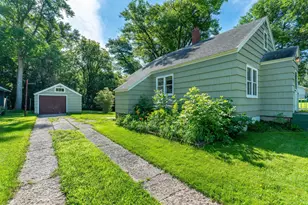 211 5th St SE, Pelican Rapids, MN 56572 - Photo 4