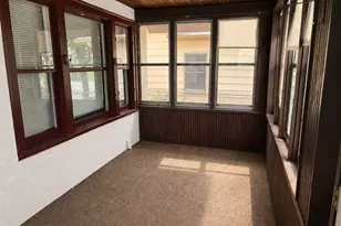2910 Russell Ave N, Minneapolis, MN 55411 - Photo 2