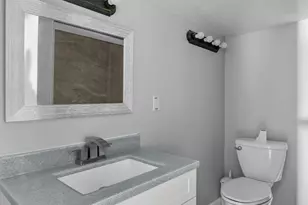 2168 Hawthorne Ave E, Saint Paul, MN 55119 - Photo 16