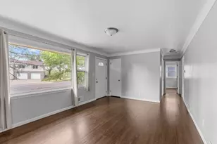 2168 Hawthorne Ave E, Saint Paul, MN 55119 - Photo 4