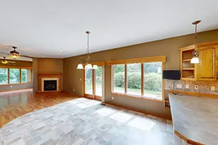 1802 Crystal Dr, Albert Lea, MN 56007 - Photo 10