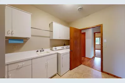 1802 Crystal Drive, Albert Lea, MN 56007 - Photo 12