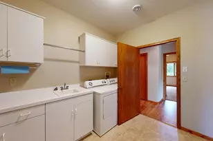 1802 Crystal Dr, Albert Lea, MN 56007 - Photo 12
