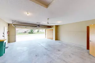 1802 Crystal Dr, Albert Lea, MN 56007 - Photo 20