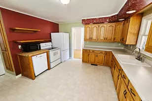 307 S 12th St, Montevideo, MN 56265 - Photo 12
