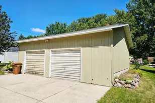 307 S 12th St, Montevideo, MN 56265 - Photo 28