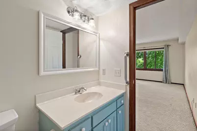 7051 Robinwood Trail, Woodbury, MN 55125 - Photo 24
