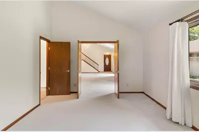 7051 Robinwood Trail, Woodbury, MN 55125 - Photo 22