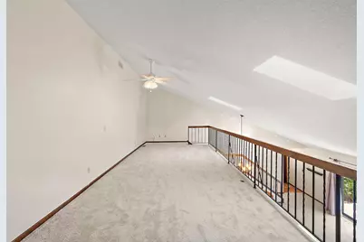 7051 Robinwood Trail, Woodbury, MN 55125 - Photo 18