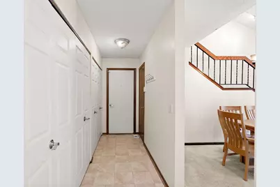7051 Robinwood Trail, Woodbury, MN 55125 - Photo 28