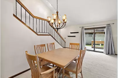 7051 Robinwood Trail, Woodbury, MN 55125 - Photo 8