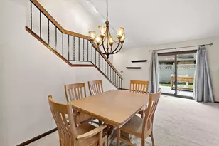 7051 Robinwood Trail, Woodbury, MN 55125 - Photo 8