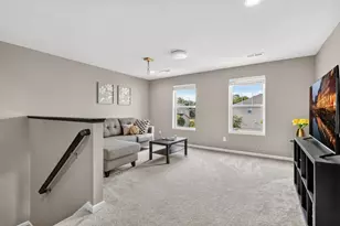 524 Aidan Cv, Eagan, MN 55123 - Photo 18