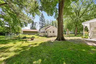 545 Willow St, Faribault, MN 55021 - Photo 2