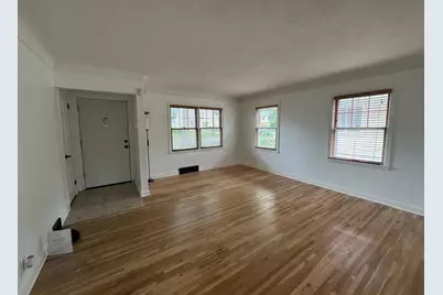 1874 Hawthorne Avenue E, Saint Paul, MN 55119 - Photo 4