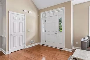 1452 Steeplechase Ln, Eagan, MN 55122 - Photo 4