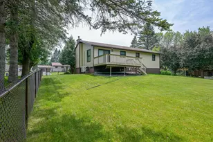 233 Sitka St, Duluth, MN 55811 - Photo 2