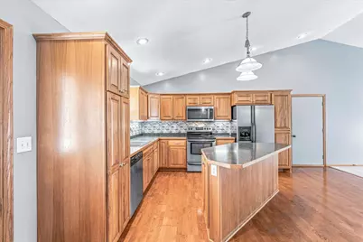 2507 320th Lane NE, Cambridge, MN 55008 - Photo 12