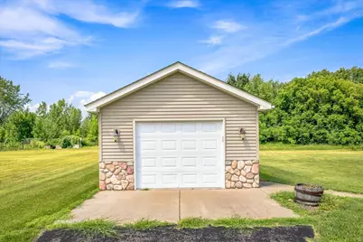 2507 320th Lane NE, Cambridge, MN 55008 - Photo 6
