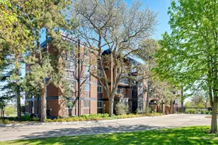 334 Cherokee Ave, Saint Paul, MN 55107 - Photo 1