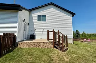 206 Spring Wheat Dr, Dundas, MN 55019 - Photo 6