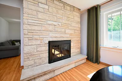 1260 Wincrest Drive, Winona, MN 55987 - Photo 4