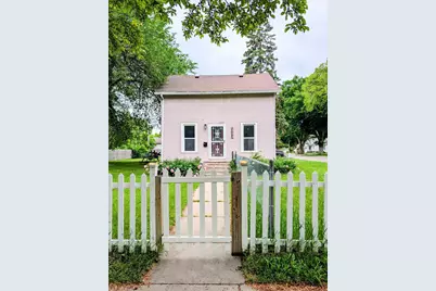 523 11th Street N, Moorhead, MN 56560 - Photo 1