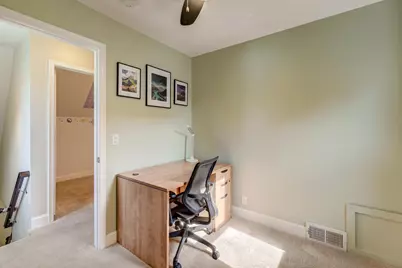 950 Juno Avenue, Saint Paul, MN 55102 - Photo 30
