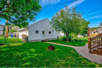 950 Juno Avenue, Saint Paul, MN 55102 - Photo 38