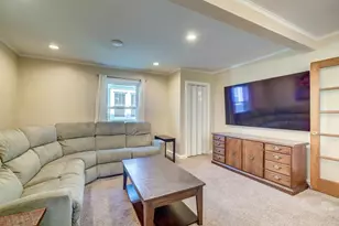 950 Juno Ave, Saint Paul, MN 55102 - Photo 8