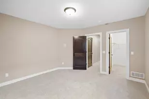 820 Fieldcrest Dr, Mankato, MN 56001 - Photo 28