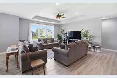 820 Fieldcrest Drive, Mankato, MN 56001 - Photo 12