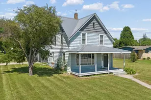 210 W 7th St, Starbuck, MN 56381 - Photo 32