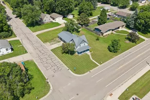 210 W 7th St, Starbuck, MN 56381 - Photo 1