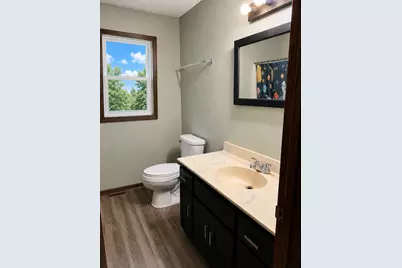 2208 Darling Avenue E, Alexandria, MN 56308 - Photo 8