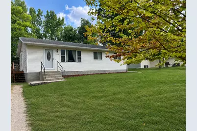 2208 Darling Avenue E, Alexandria, MN 56308 - Photo 1