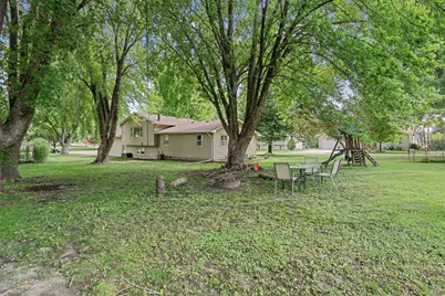1304 Swanhill Drive, Albert Lea, MN 56007 - Photo 12