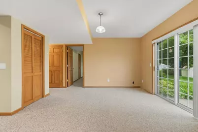 931 Sterling Street S, Maplewood, MN 55119 - Photo 42