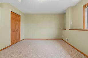 931 Sterling St S, Maplewood, MN 55119 - Photo 44
