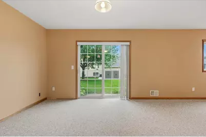 931 Sterling Street S, Maplewood, MN 55119 - Photo 38