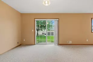 931 Sterling St S, Maplewood, MN 55119 - Photo 38