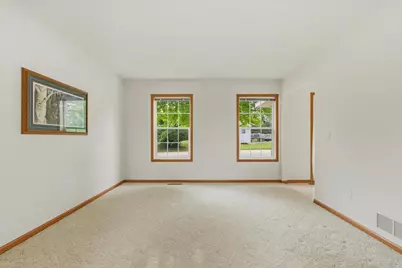 931 Sterling Street S, Maplewood, MN 55119 - Photo 32