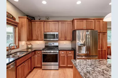 2621 Cardinal Court, North Saint Paul, MN 55109 - Photo 6