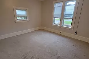 210 N Fremont St, River Falls, WI 54022 - Photo 8