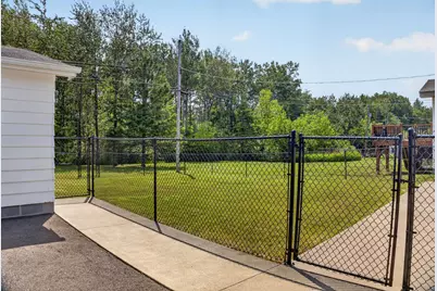 312 W Rainbow Street, Duluth, MN 55811 - Photo 4