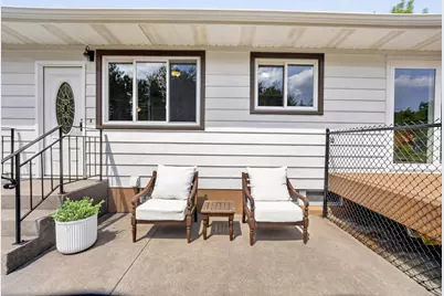 312 W Rainbow Street, Duluth, MN 55811 - Photo 30