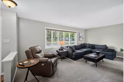 312 W Rainbow Street, Duluth, MN 55811 - Photo 8